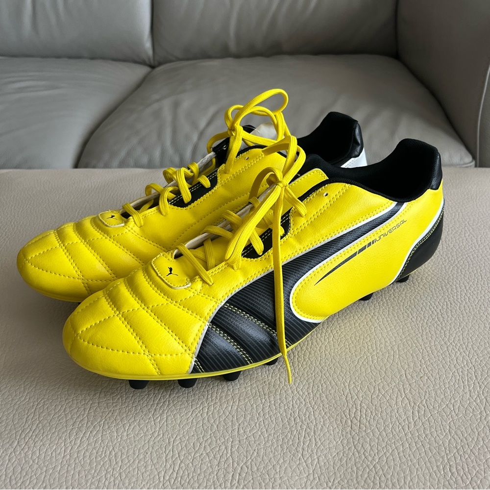 NWOB - Puma Men’s FW23 Universal Soccer Cleats - US Size 13 / EU Size 47